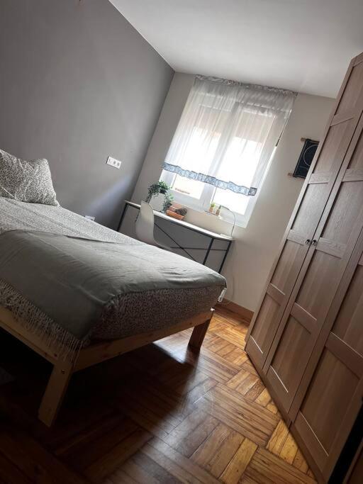 Ferienwohnung Amplio Piso A 400M De La Playa Gijón Exterior foto